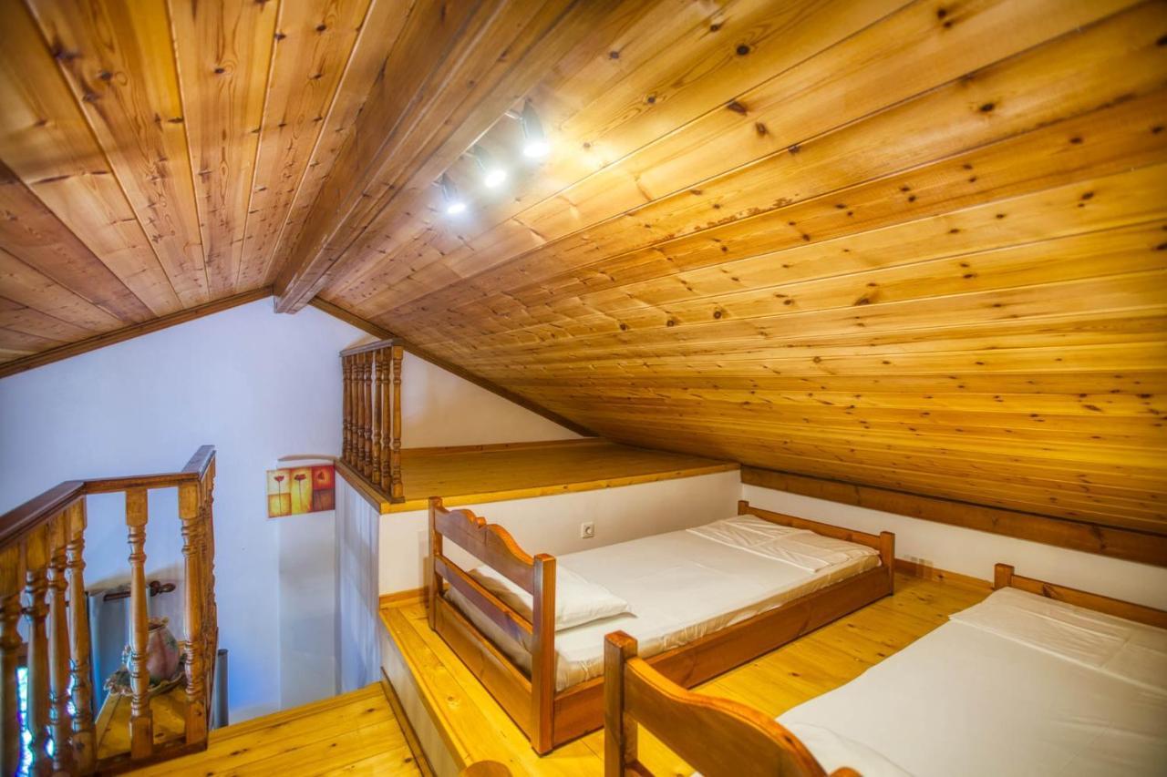 Christinas Lofts Apartamento Ágios Matthaíos Exterior foto